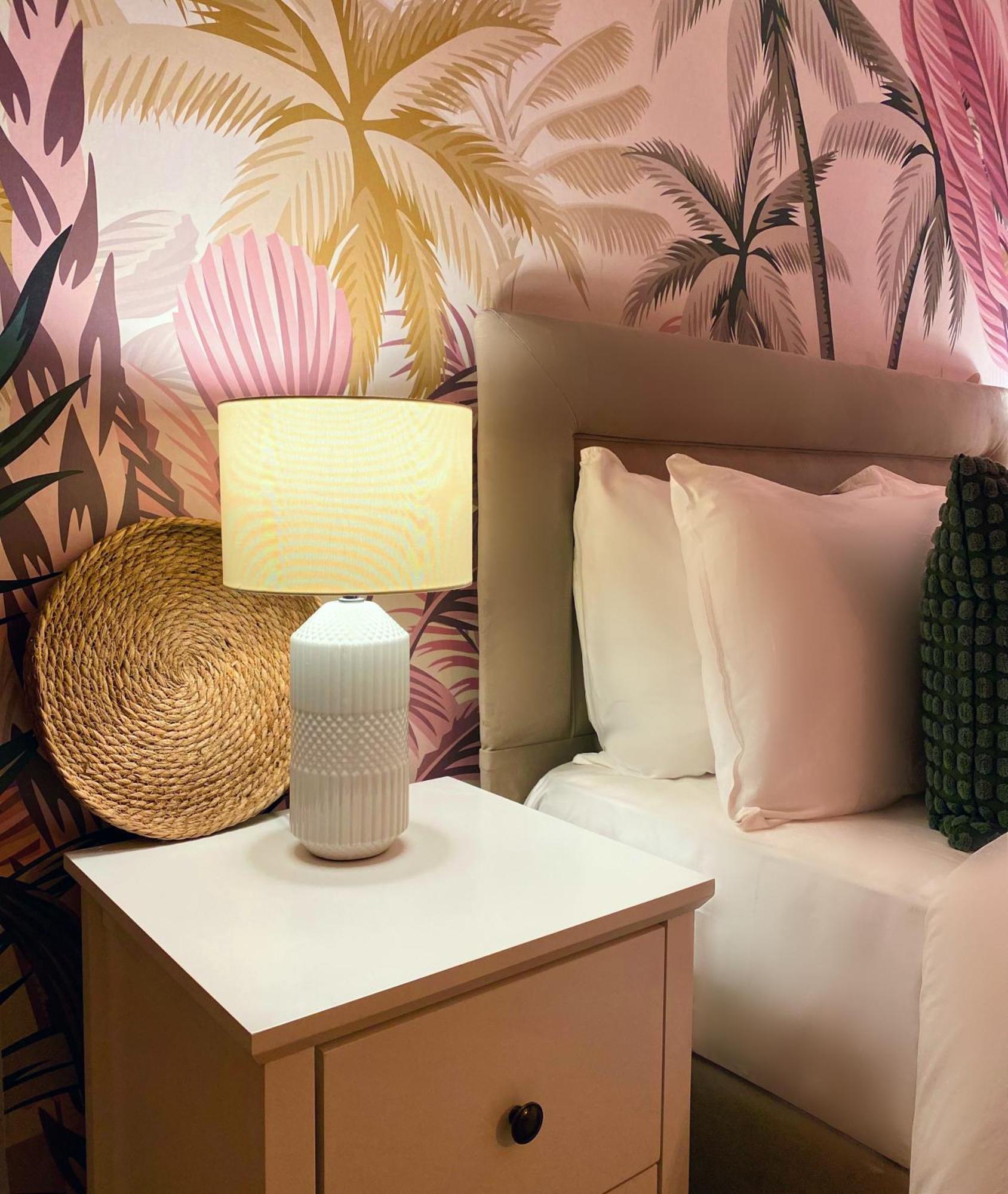 Blush Jungle - Homestay ดับลิน ภายนอก รูปภาพ
